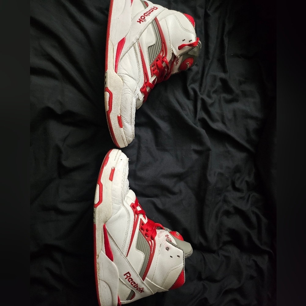 Reebok The Pump Sneakers with Red Accents - Picture 3 of 8